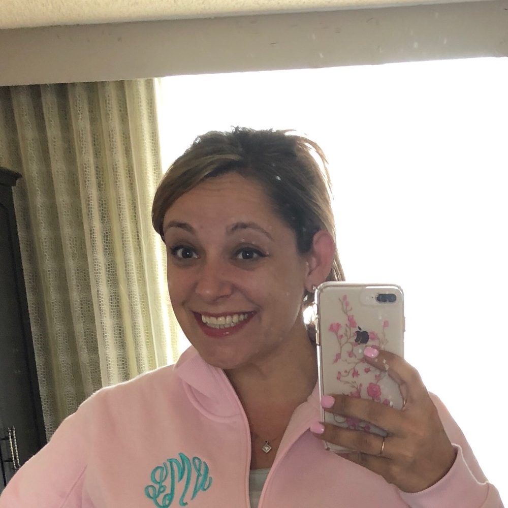 Meet your Posher, Nicole